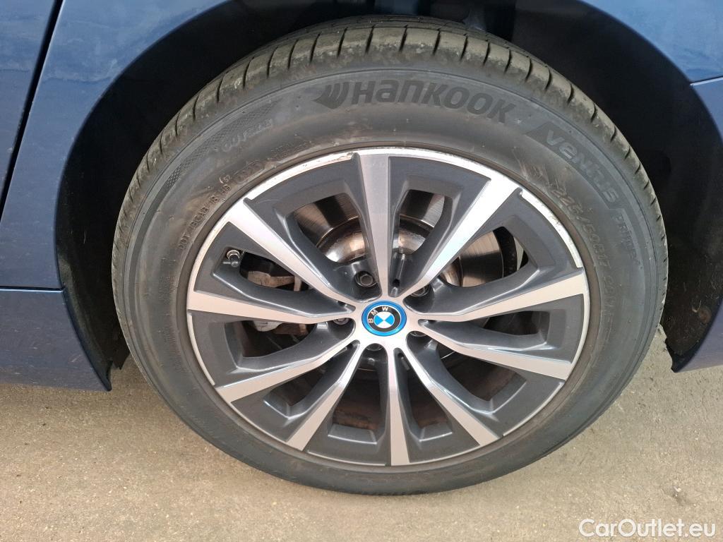  Bmw  Serie 3 BMW Série 3 Touring / 2019 / 5P / Break 320e 204ch Business Design BVA8 Hybride #39