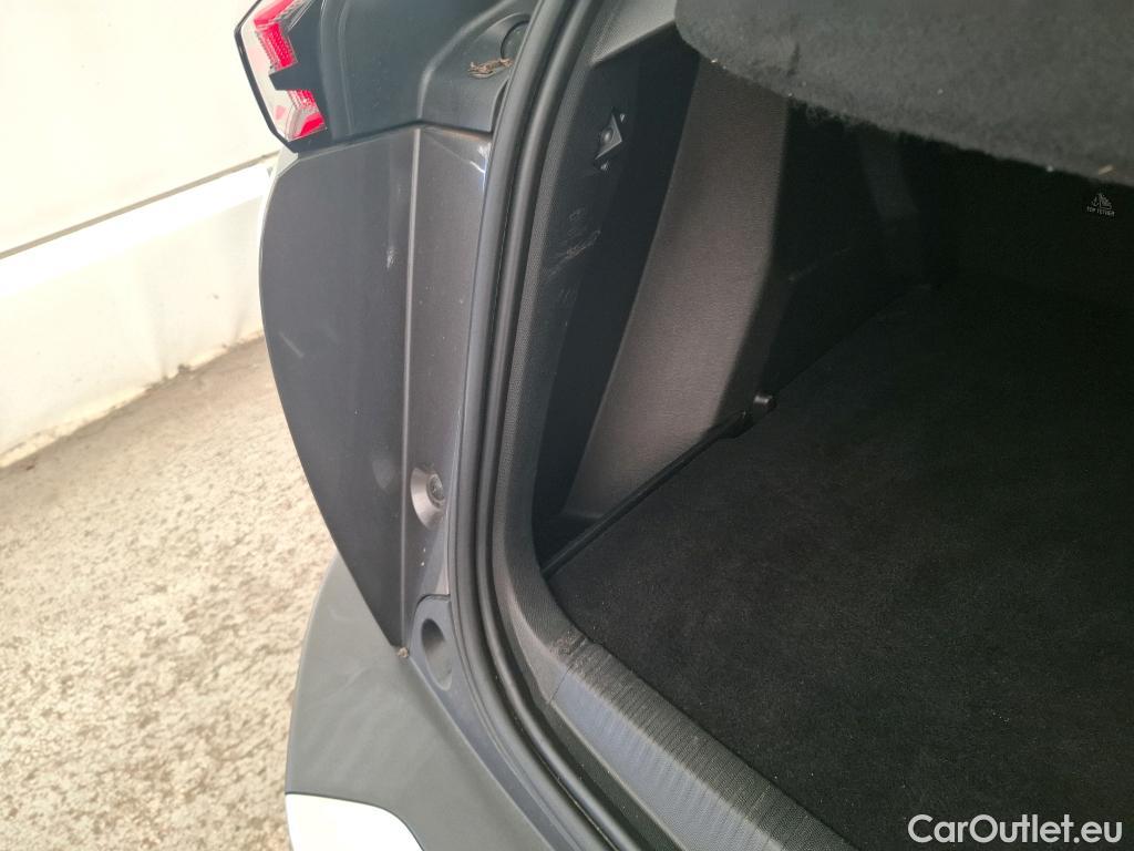  Peugeot  2008  Allure Pack 1.2 PureTech 130CV BVA8 E6d #10