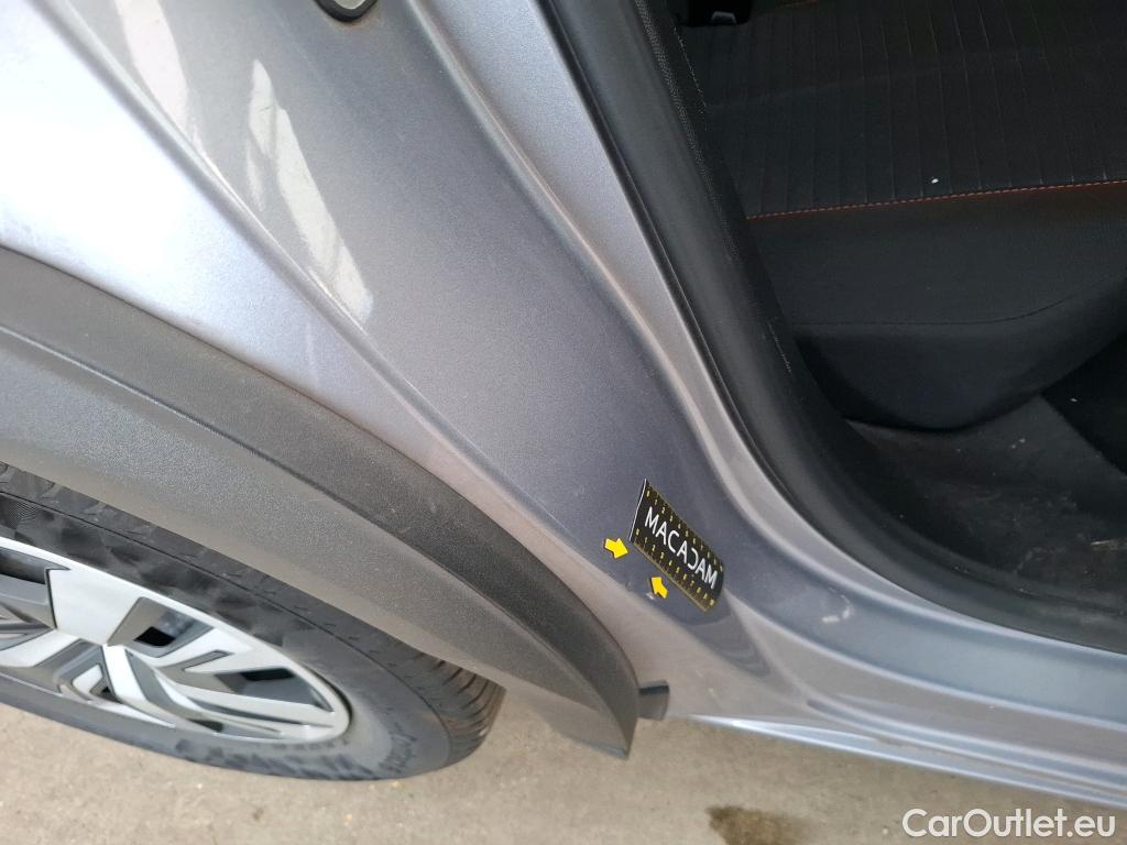  Peugeot  2008  (e-) Active Pack 50kWh BVA #42