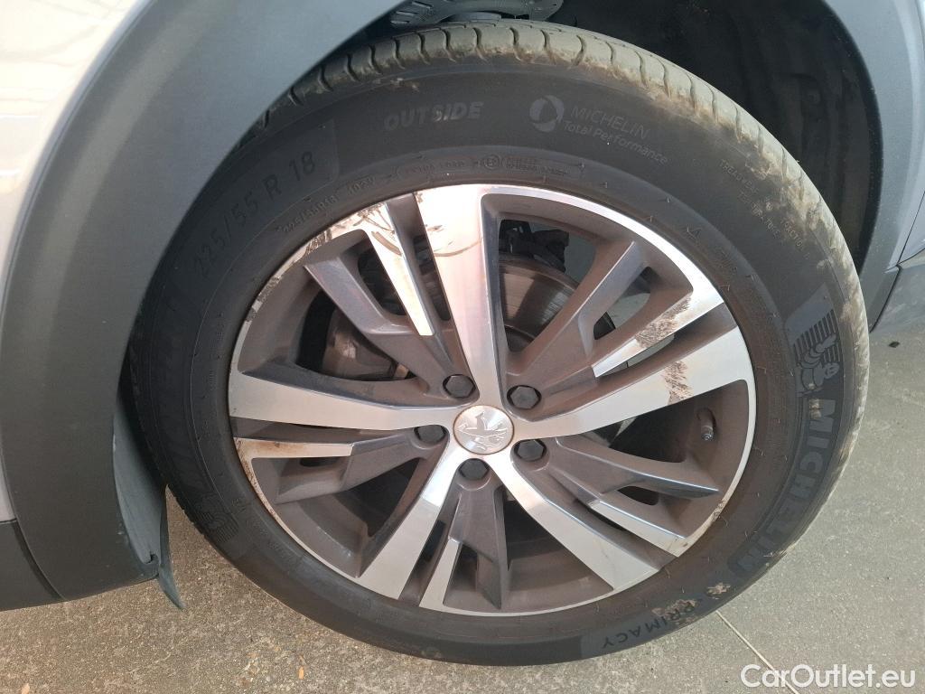  Peugeot  5008  Allure 1.2 PureTech 130CV BVM6 7 Sieges E6d #7
