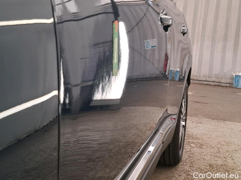  Peugeot  3008 PEUGEOT  / 2020 / 5P / SUV 1.6 HYBRID 225 E-EAT8 Allure Pack #3