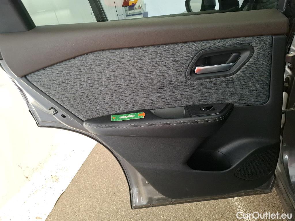  Nissan  X-Trail NISSAN  / 2022 / 5P / Crossover e-4orce 213 N-Connecta 7 places BVA #16