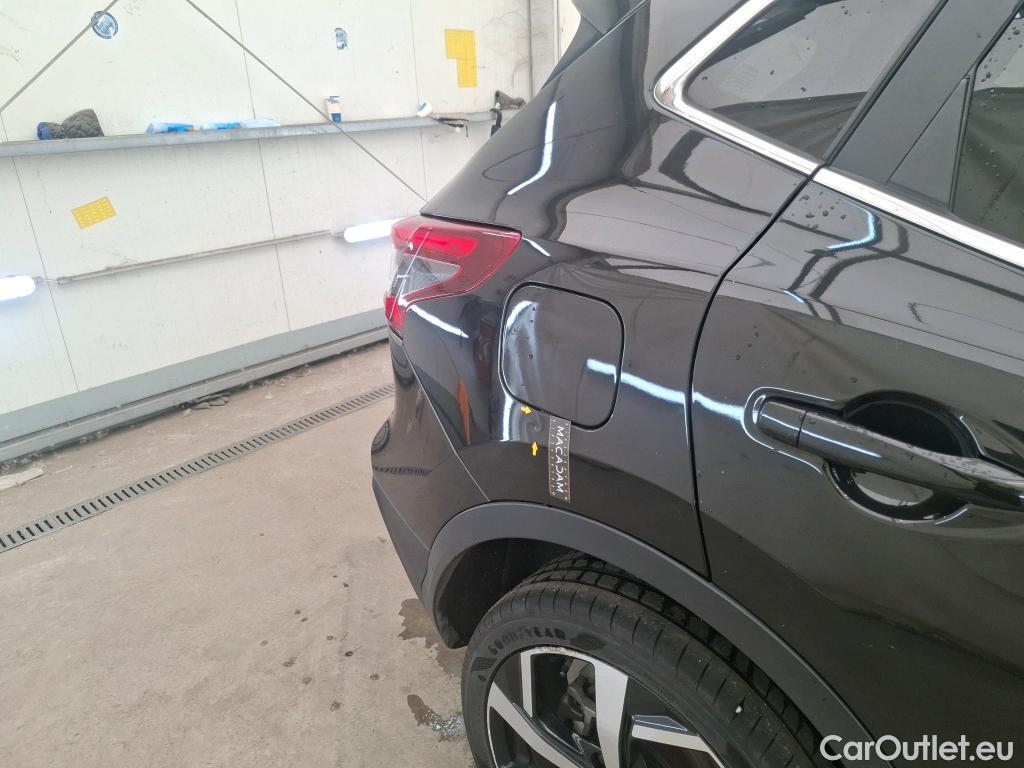  Nissan  Qashqai NISSAN  / 2017 / 5P / Crossover 1.3 DIG-T 160 DCT Tekna #33