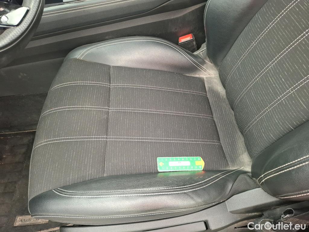  Renault  Austral  Techno 1.2 E-TECH Hybrid 200CV BVA6 6E #8