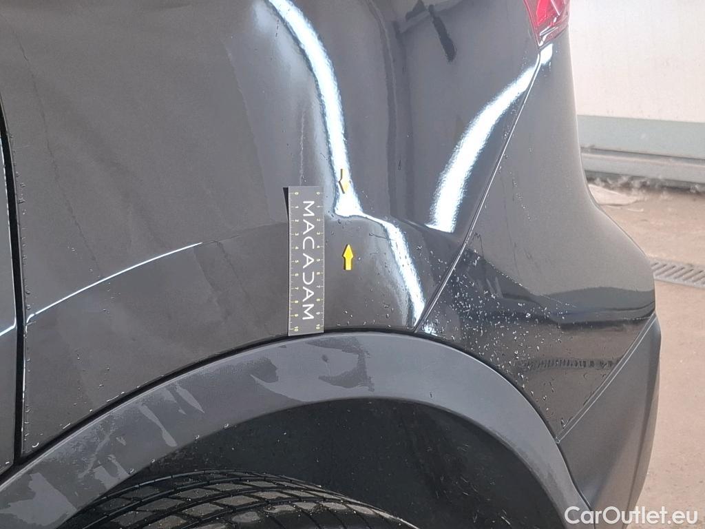  Nissan  Qashqai NISSAN  / 2017 / 5P / Crossover 1.3 DIG-T 160 DCT Tekna #31