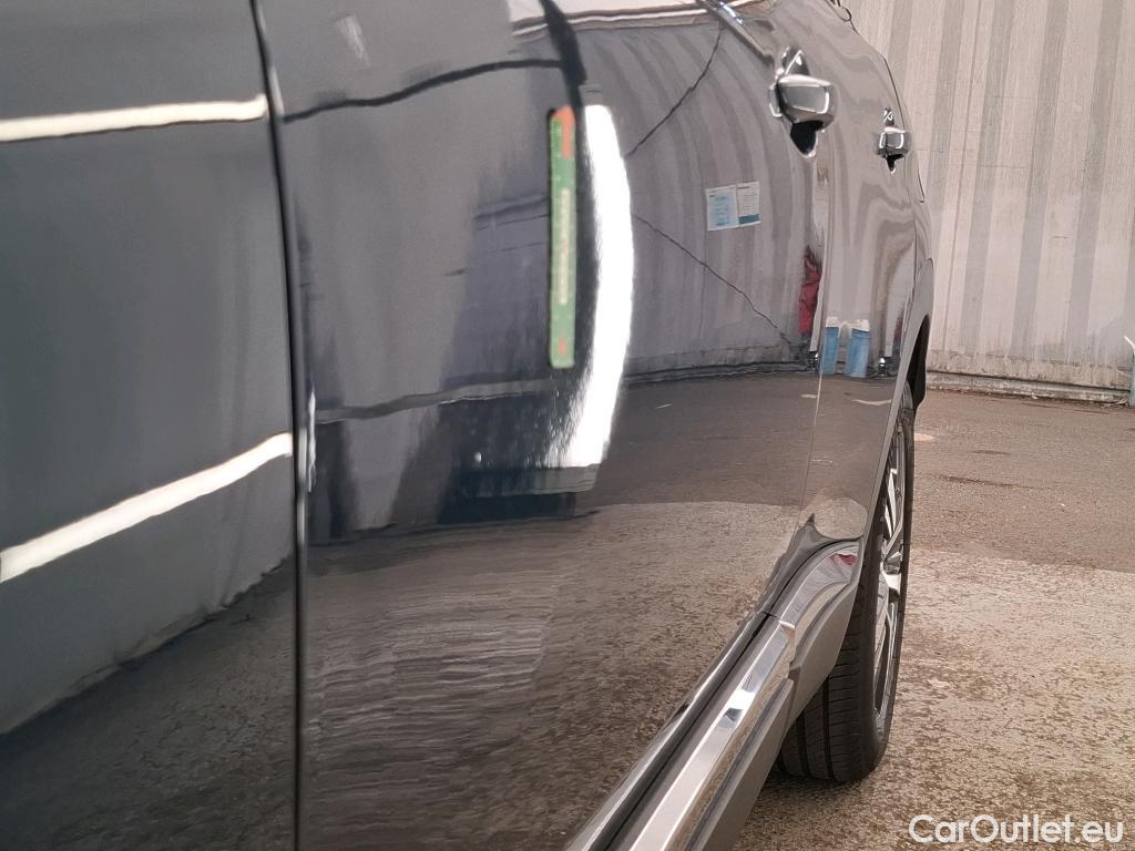  Peugeot  3008 PEUGEOT  / 2020 / 5P / SUV 1.6 HYBRID 225 E-EAT8 Allure Pack #2