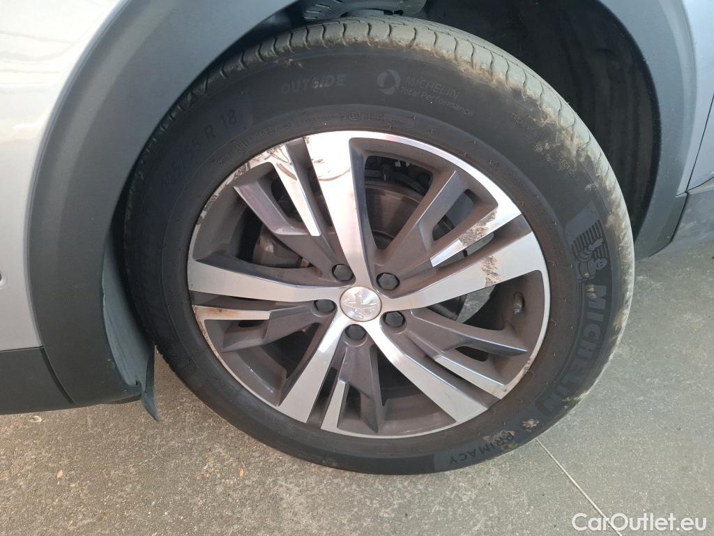  Peugeot  5008  Allure 1.2 PureTech 130CV BVM6 7 Sieges E6d #6