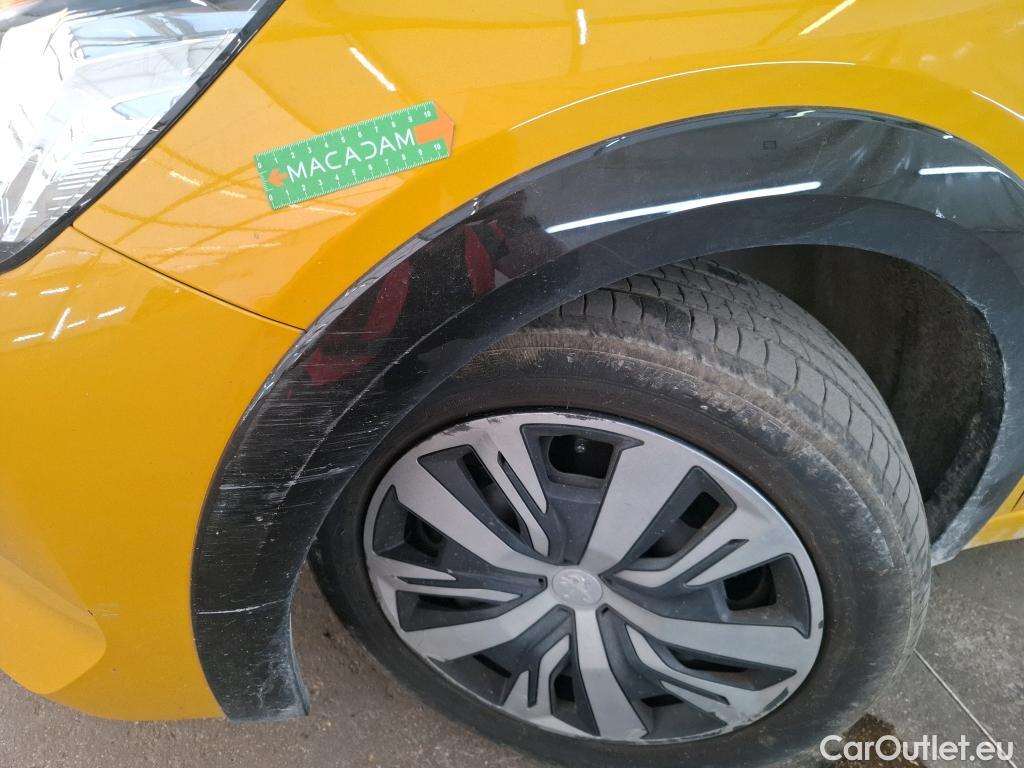  Peugeot  208  (e-) Active 50kWh BVA #18