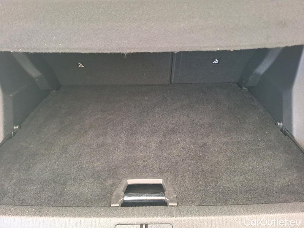  Peugeot  2008  Allure Pack 1.2 PureTech 130CV BVA8 E6d #8