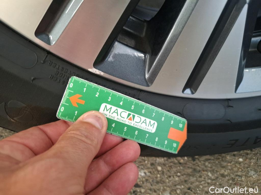  Nissan  X-Trail NISSAN  / 2022 / 5P / Crossover e-4orce 213 N-Connecta 7 places BVA #22