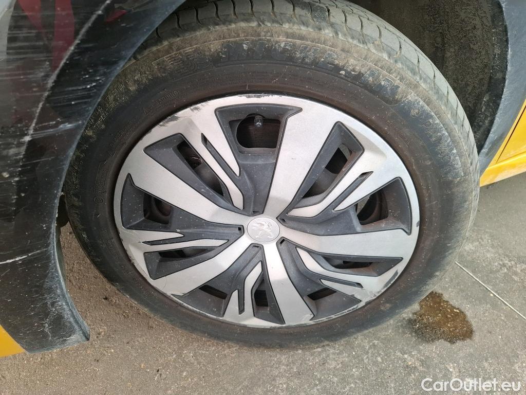  Peugeot  208  (e-) Active 50kWh BVA #10