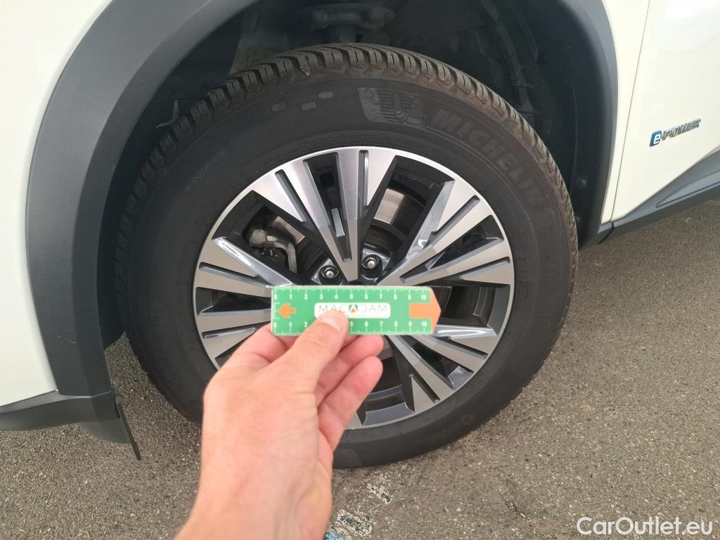  Nissan  X-Trail NISSAN  / 2022 / 5P / Crossover e-4orce 213 N-Connecta 7 places BVA #18