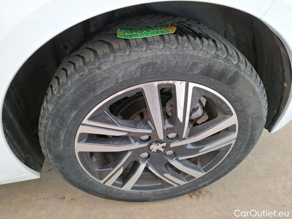  Peugeot  208  Allure Business 1.5 HDi 100CV BVM6 E6d #8