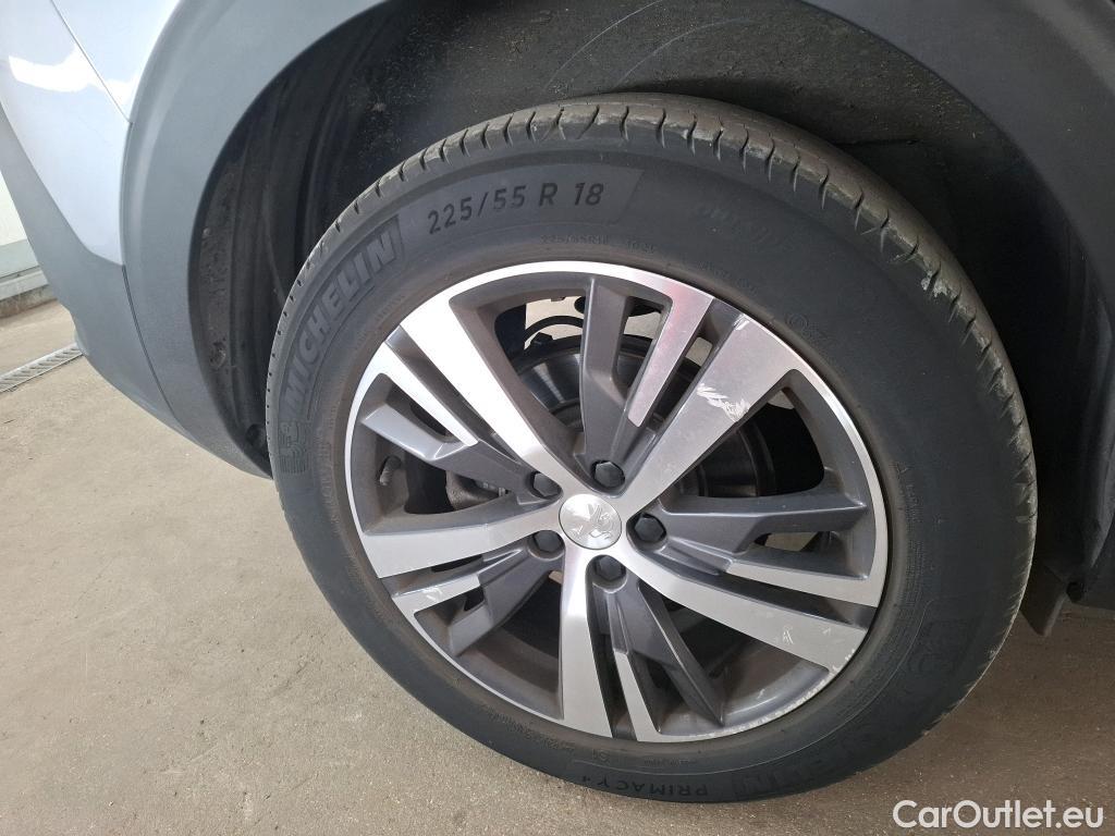  Peugeot  5008  Allure 1.2 PureTech 130CV BVM6 7 Sieges E6d #12