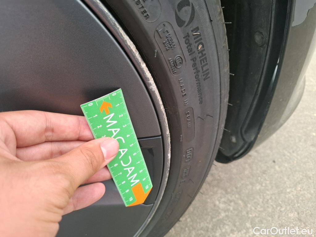  Tesla  Model 3 TESLA  / 2018 / 4P / Berline Grande Autonomie #10