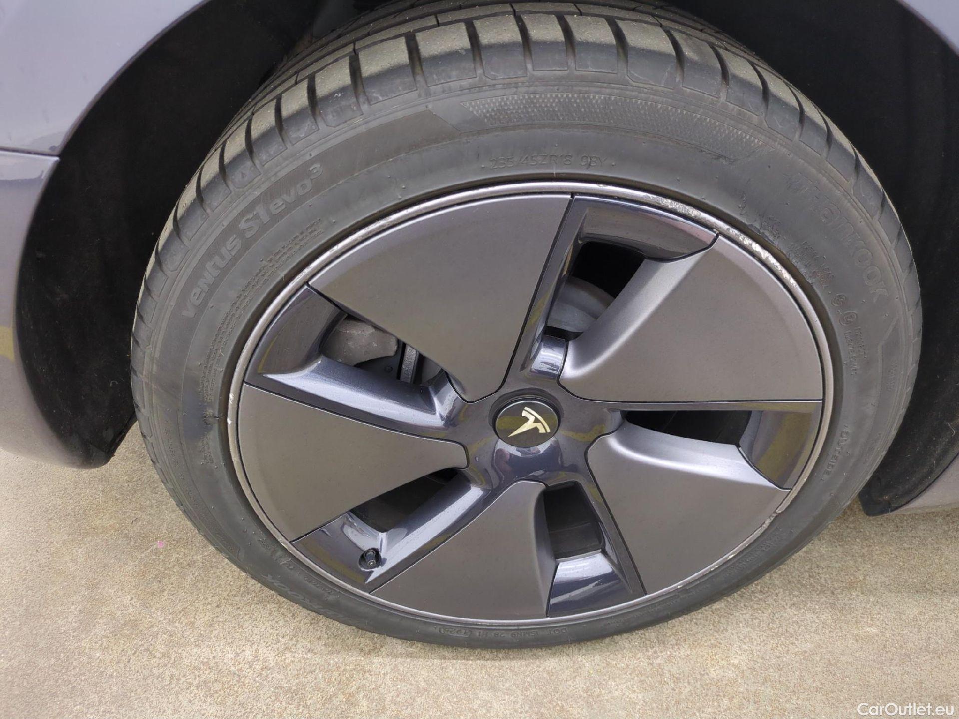  Tesla  Model 3 TESLA  / 2018 / 4P / Berline Grande Autonomie #10