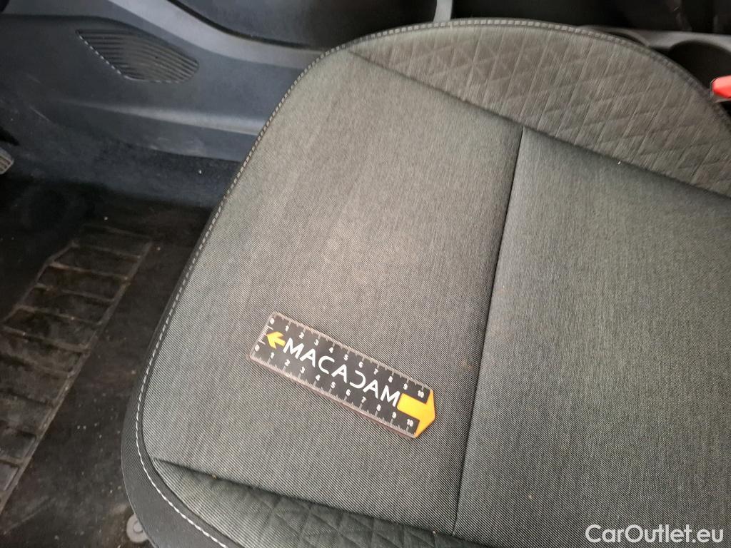  Renault  Captur  II Evolution 1.6 E-TECH Hybrid 145CV BVA6 E6d #18