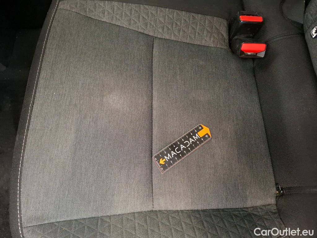  Renault  Captur  II Evolution 1.6 E-TECH Hybrid 145CV BVA6 E6d #19