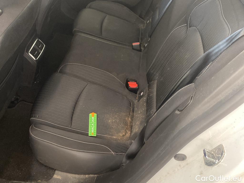  Renault  Megane  IV Berline 5pt. Business 1.3 TCe 115CV BVM6 E6dT #37