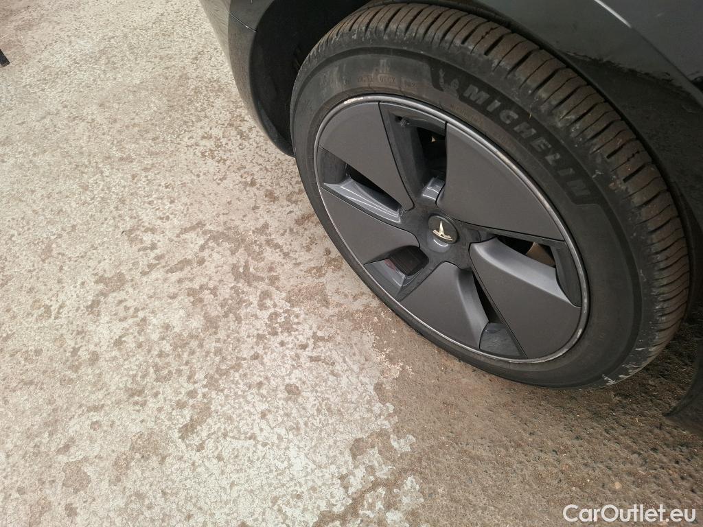  Tesla  Model 3 TESLA  / 2018 / 4P / Berline Propulsion #40