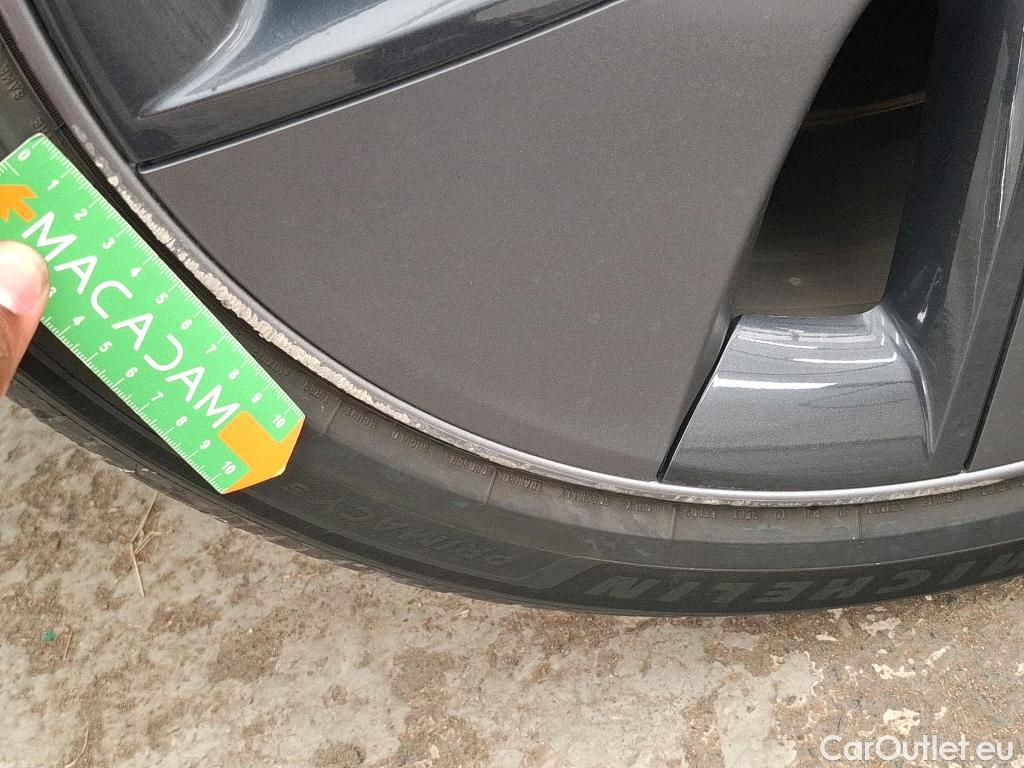  Tesla  Model 3 TESLA  / 2018 / 4P / Berline Propulsion #45