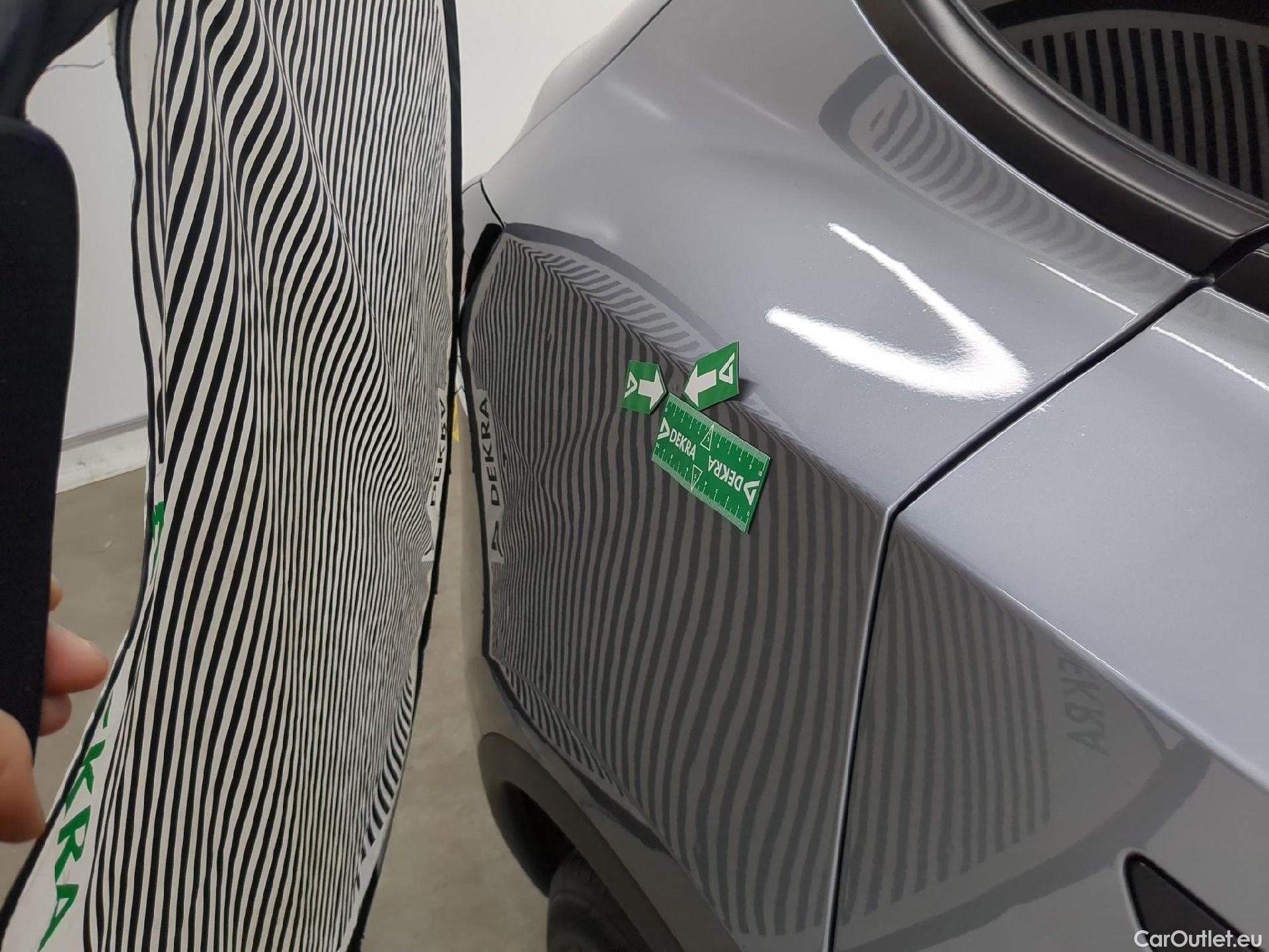  Tesla  Model Y TESLA  / 2020 / 5P / SUV Grande Autonomie Dual-Motor AWD #25