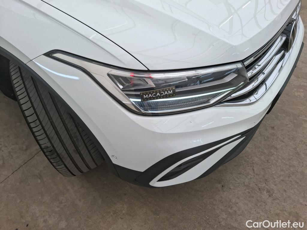  Volkswagen  Tiguan VOLKSWAGEN  Allspace / 2021 / 5P / SUV 2.0 TDI 150 DSG7 LIFE PLUS #18