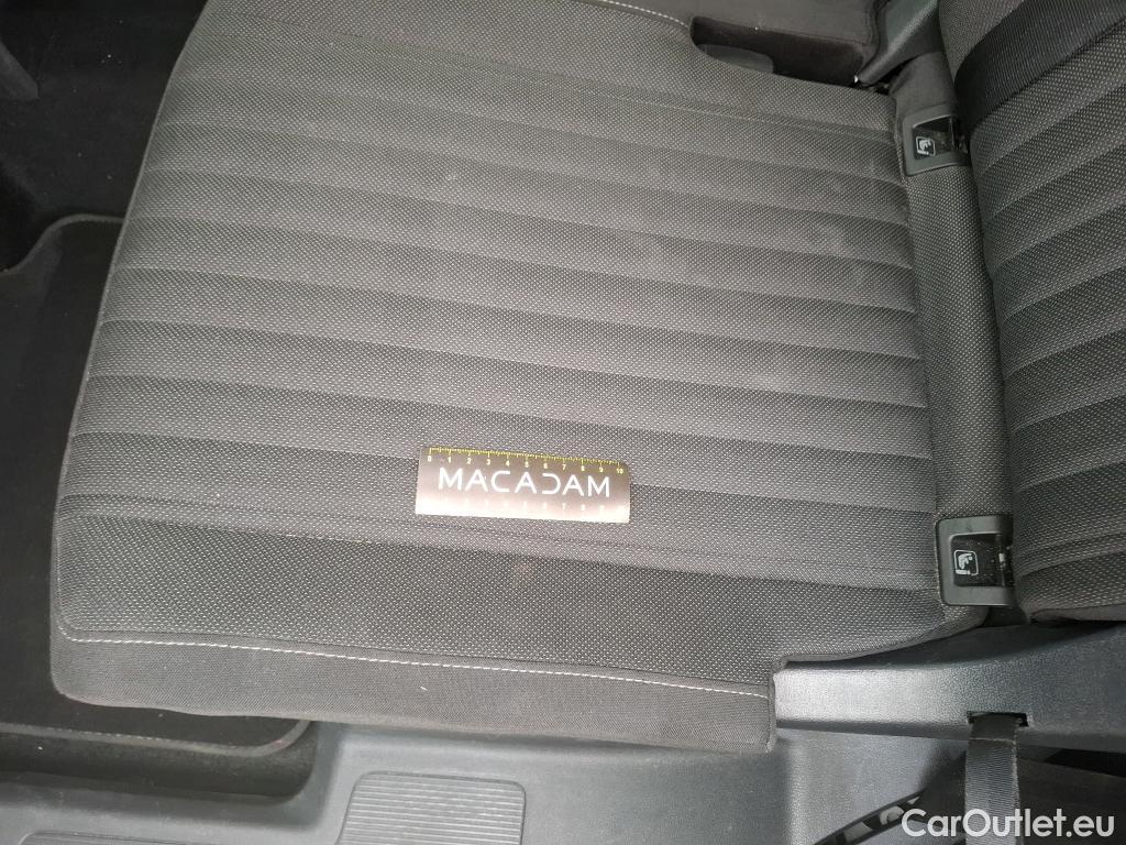  Volkswagen  Tiguan VOLKSWAGEN  Allspace / 2021 / 5P / SUV 2.0 TDI 150 DSG7 LIFE PLUS #24