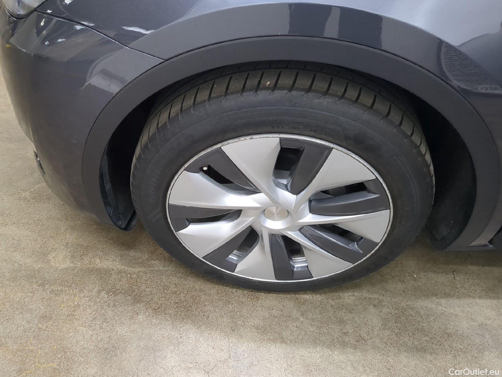  Tesla  Model Y TESLA  / 2020 / 5P / SUV Grand Autonomie Dual Motor AWD #1