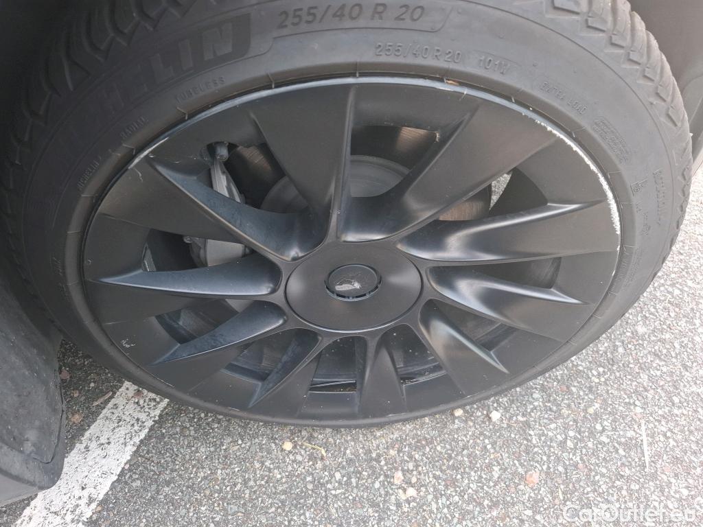  Tesla  Model Y TESLA  / 2020 / 5P / SUV Grande Autonomie Dual Motor AWD #39