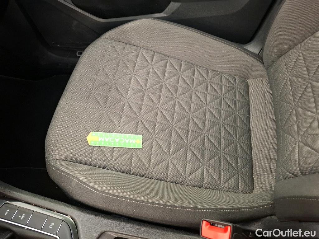  Volkswagen  Tiguan VOLKSWAGEN  / 2020 / 5P / SUV 1.4 eHybrid 245 DSG6 Life Business #17