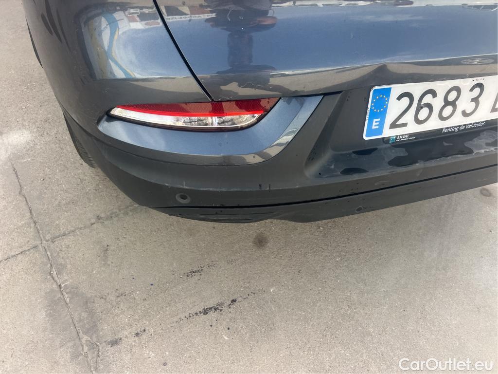  Renault  Kadjar RENAULT  / 2019 / 5P / crossover Intens Blue dCi 85kW (115CV) EDC #33