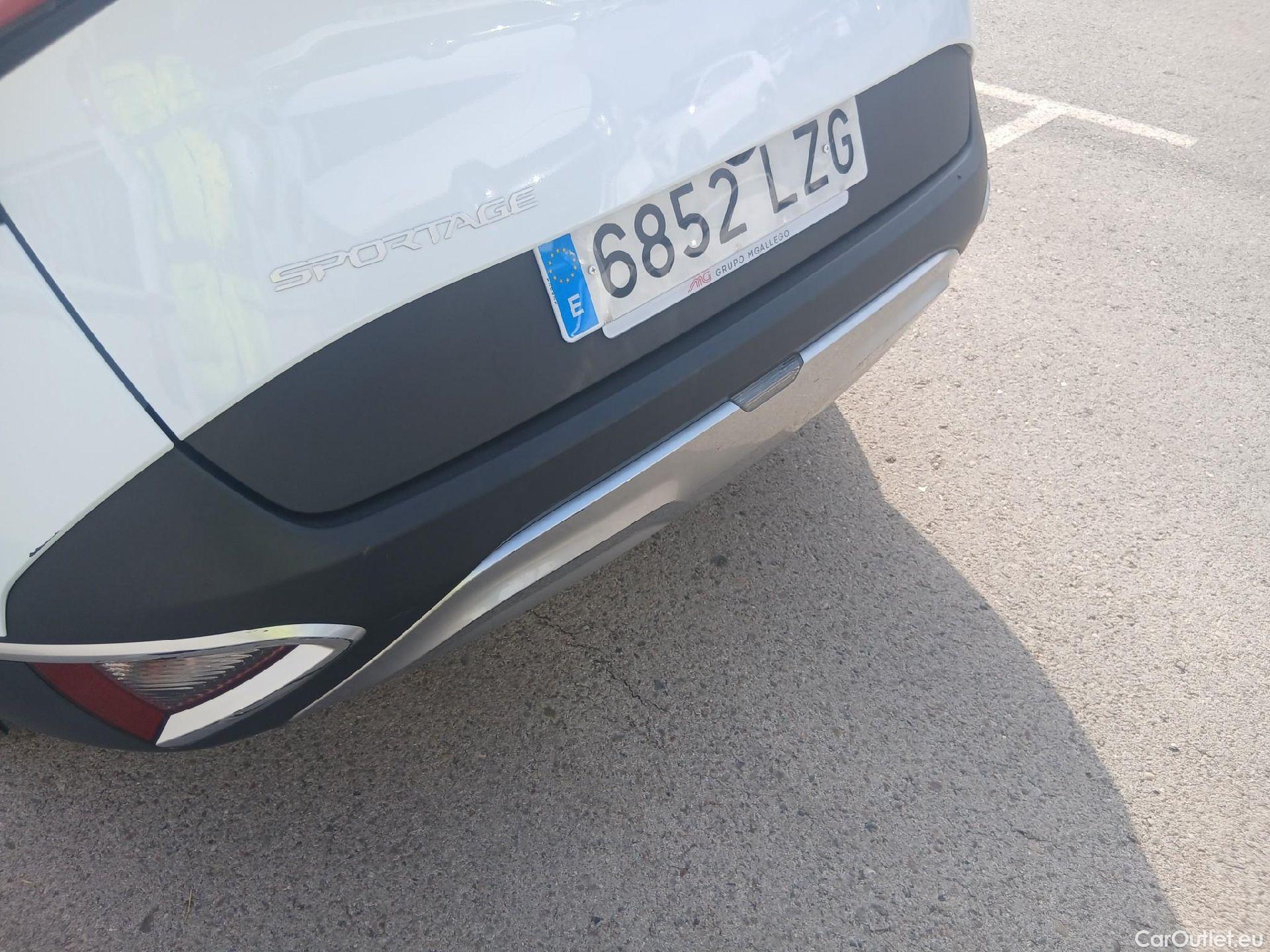  KIA  Sportage KIA  / 2022 / 5P / todoterreno 1.6 T-GDi 110kW (150CV) Concept 4x2 #14