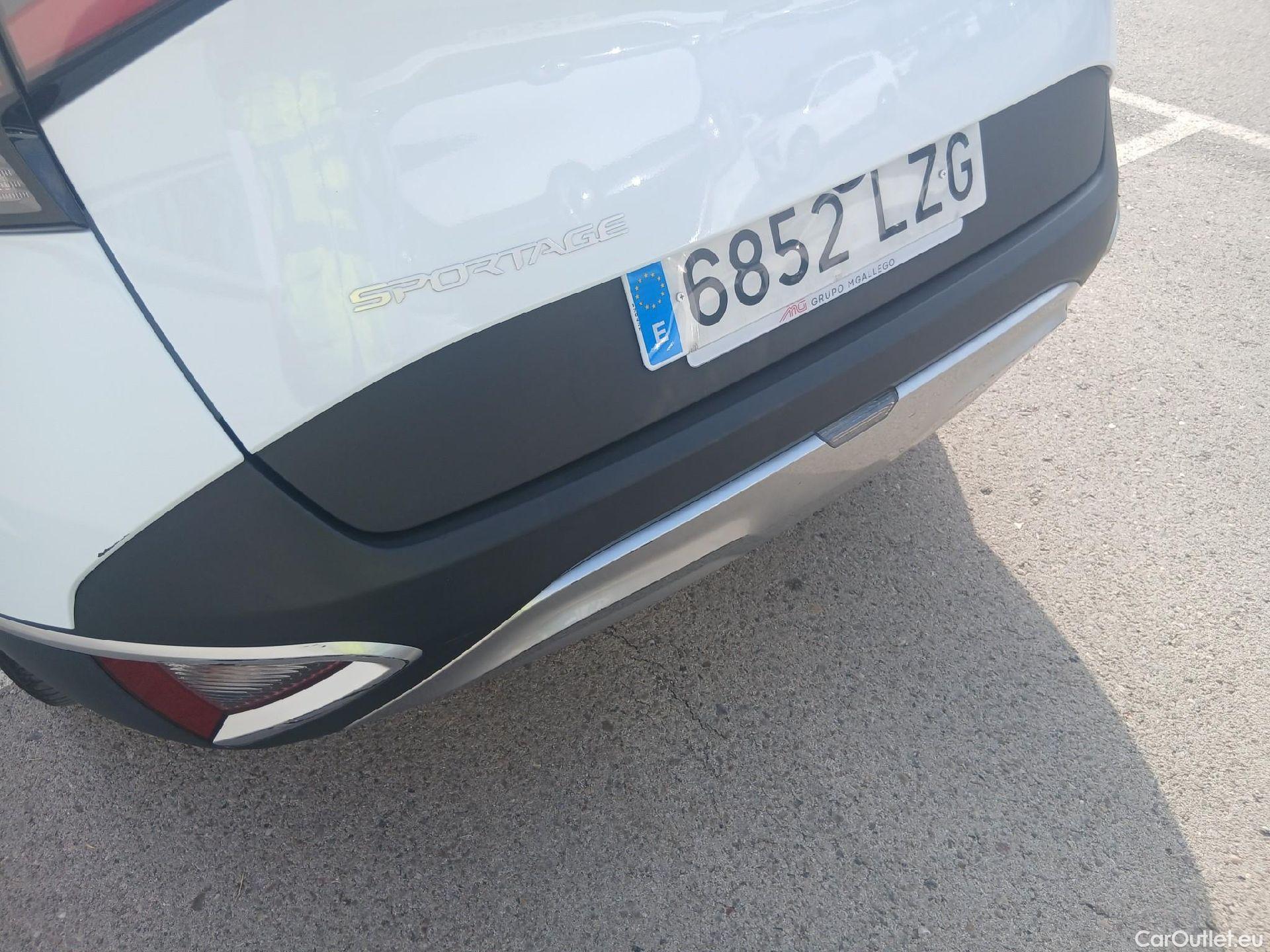  KIA  Sportage KIA  / 2022 / 5P / todoterreno 1.6 T-GDi 110kW (150CV) Concept 4x2 #17