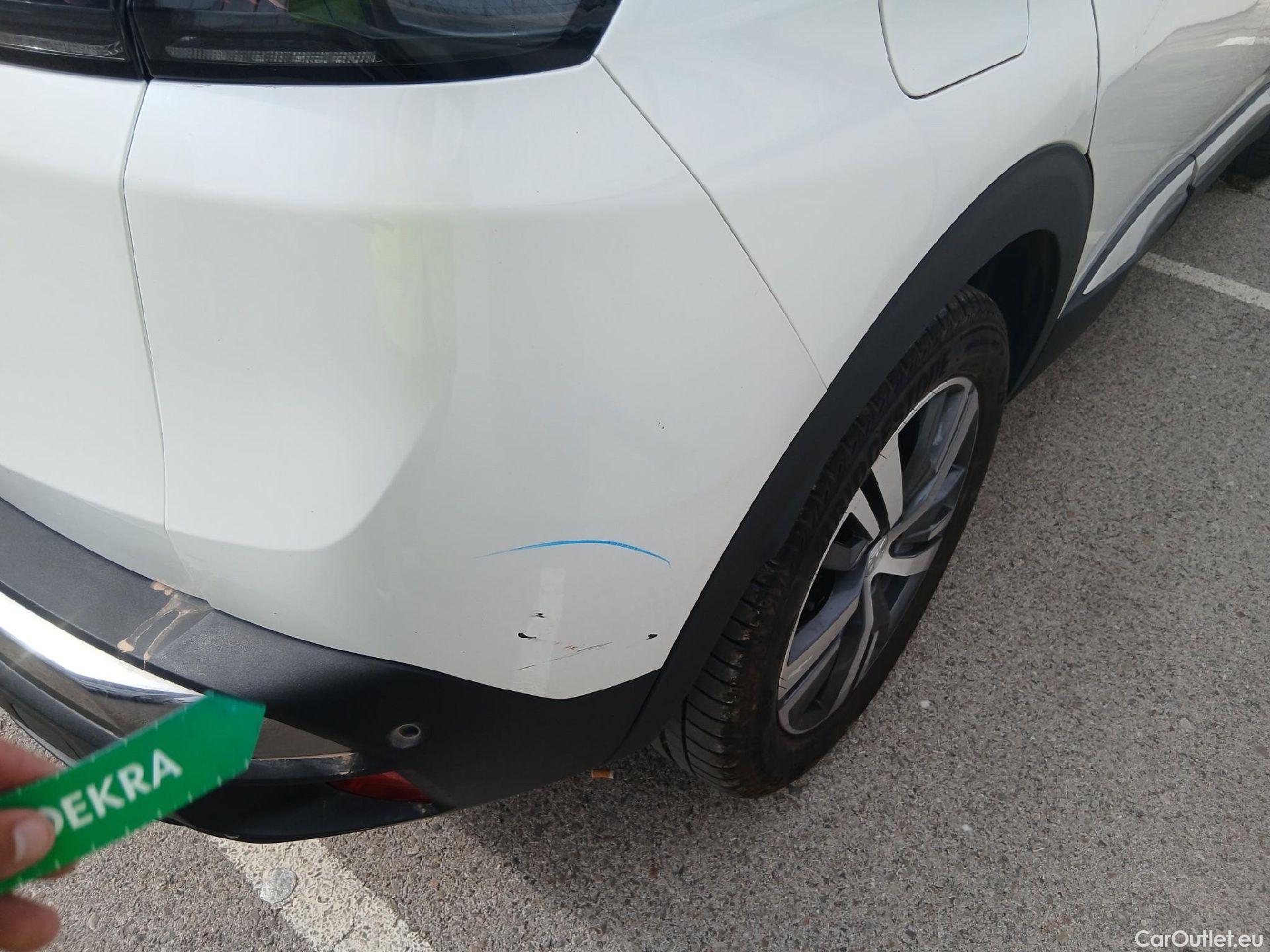  Peugeot  3008 PEUGEOT  / 2020 / 5P / todoterreno 1.5 BlueHDi 96kW (130CV) S&S Allure Pack #19