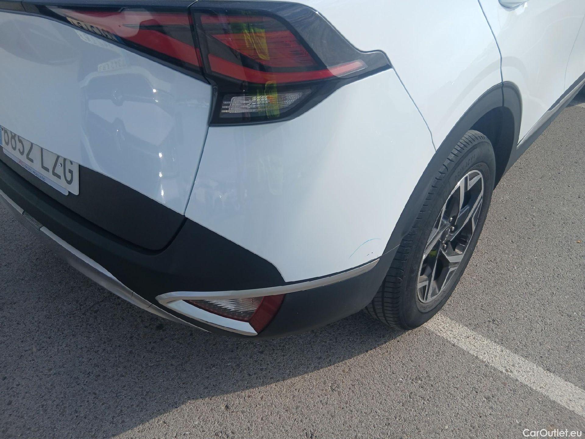  KIA  Sportage KIA  / 2022 / 5P / todoterreno 1.6 T-GDi 110kW (150CV) Concept 4x2 #20