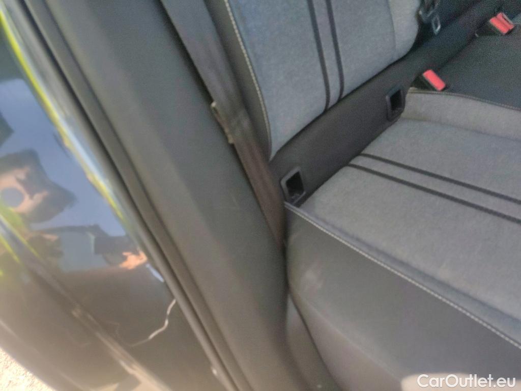 Seat  ATECA SEAT  1.5 TSI 110kW DSG S&S Style Go #25
