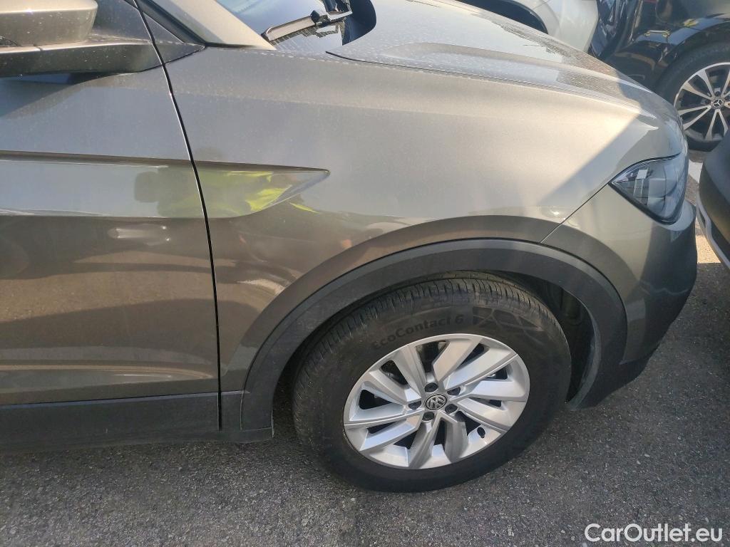  Volkswagen  T-CROSS VOLKSWAGEN  / 2018 / 5P / todoterreno Advance 1.0 TSI 85kW (115CV) DSG (AC) #1