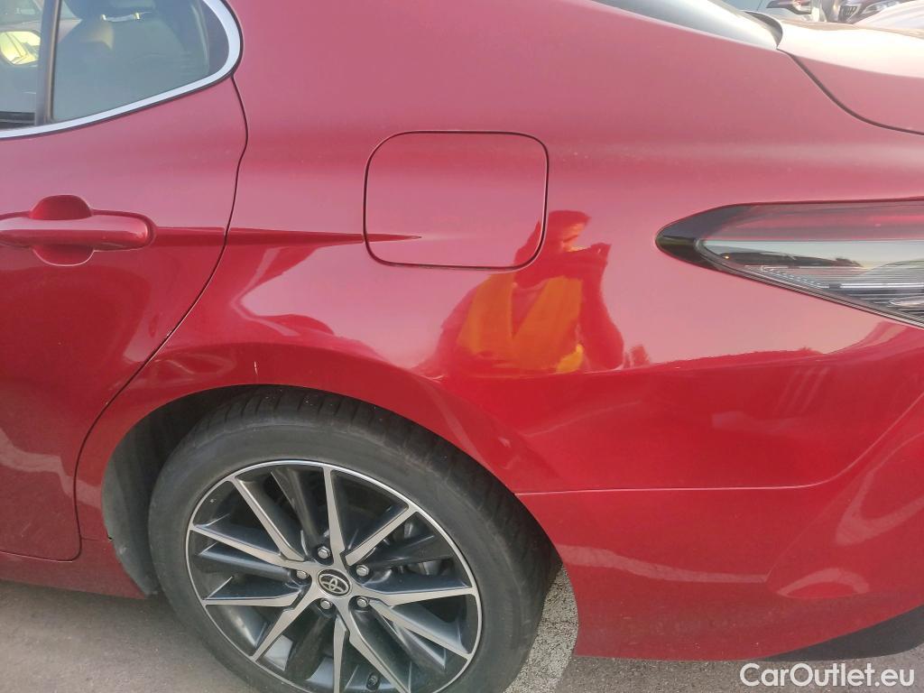  Toyota  Camry TOYOTA  / 2021 / 4P / sedán 2.5 220H Luxury #8