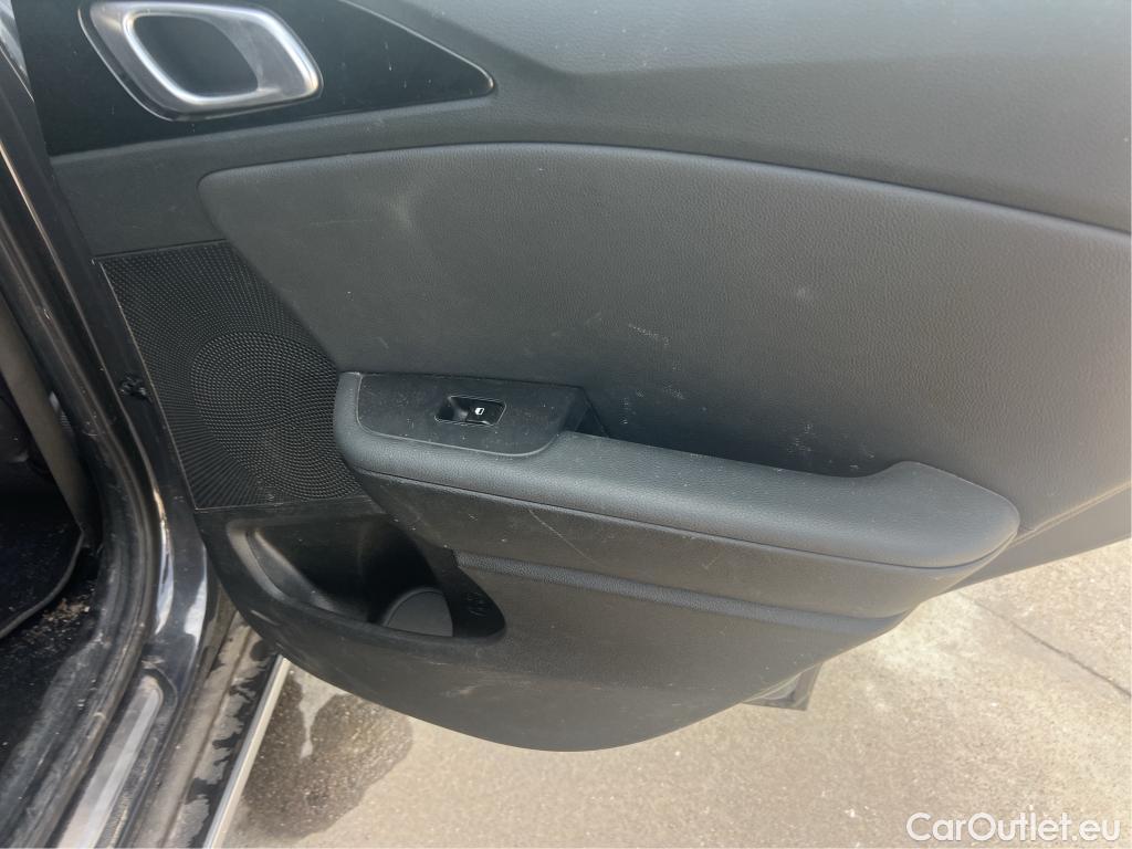  KIA  XCeed KIA  1.6 GDi PHEV 104kW (141CV) eDrive (AC) #16