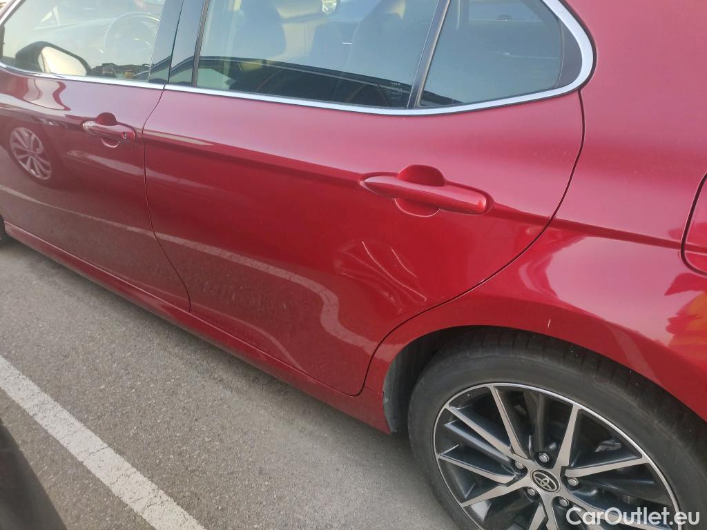  Toyota  Camry TOYOTA  / 2021 / 4P / sedán 2.5 220H Luxury #6