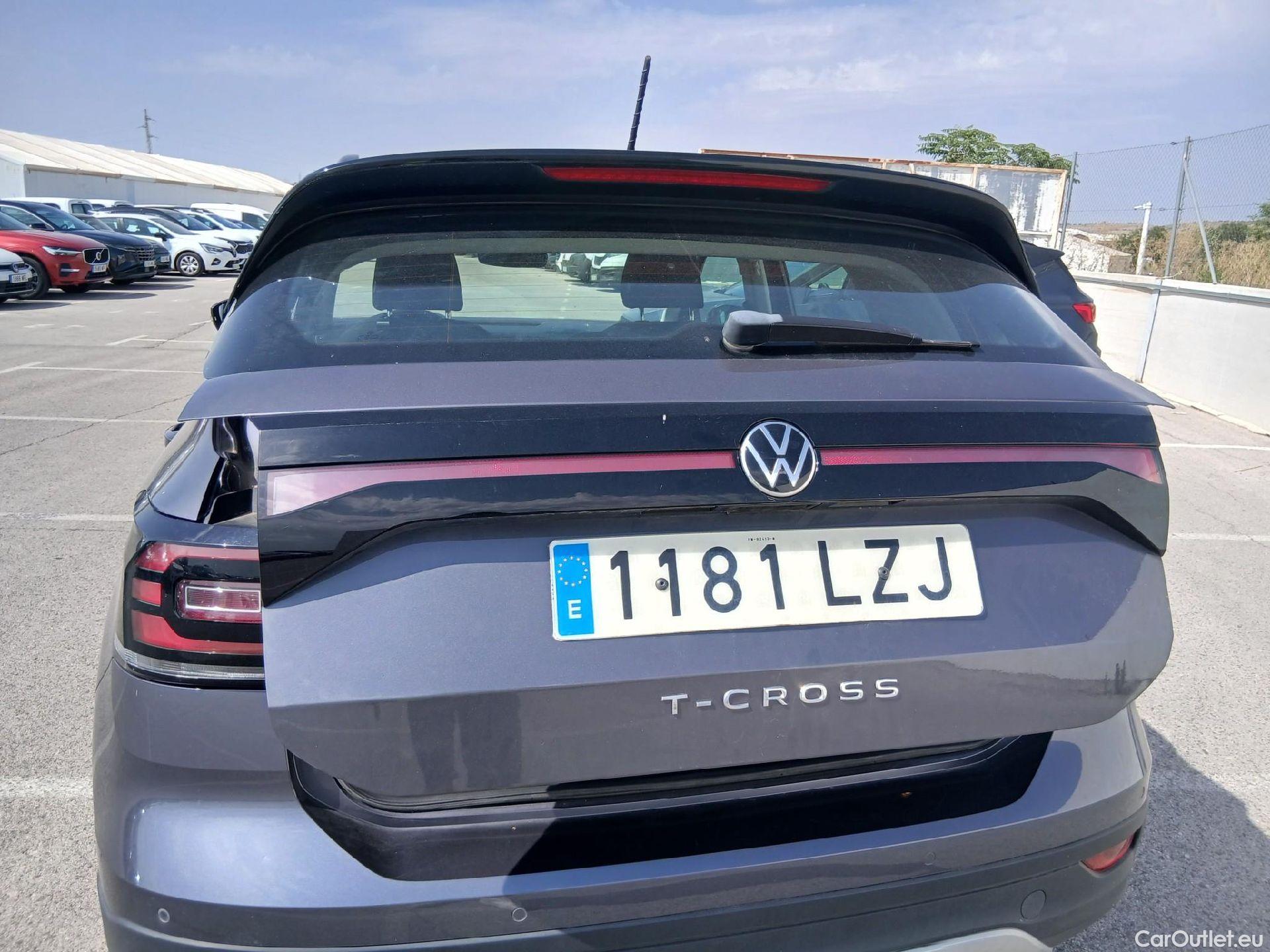  Volkswagen  T-CROSS VOLKSWAGEN  / 2018 / 5P / todoterreno Advance 1.0 TSI 70kW (95CV) (AC2) #21