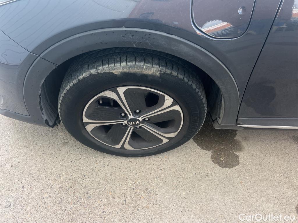  KIA  XCeed KIA  1.6 GDi PHEV 104kW (141CV) eDrive (AC) #3