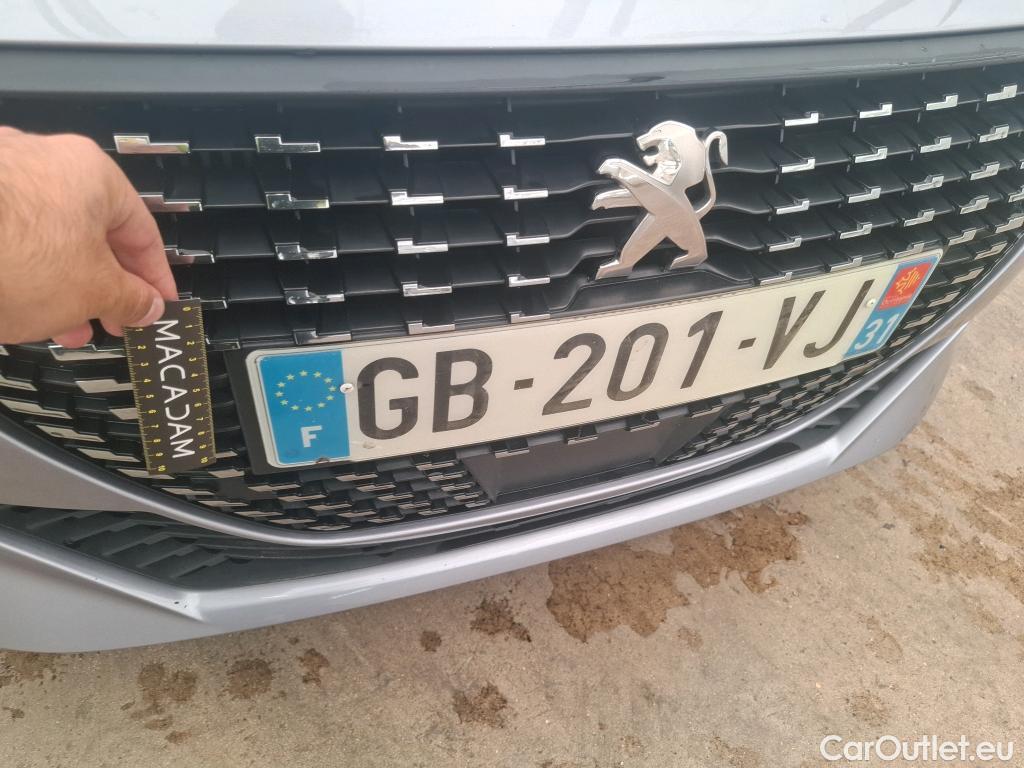  Peugeot  208  Allure Business 1.2 PureTech 100CV BVM6 E6d #26