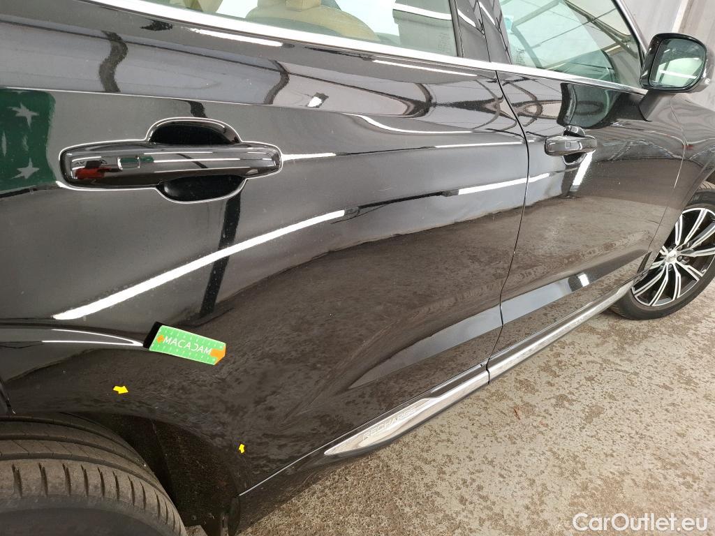  Volvo  XC60 VOLVO  / 2017 / 5P / SUV Rchrg T6 340 GT 8 Inscr Luxe #11