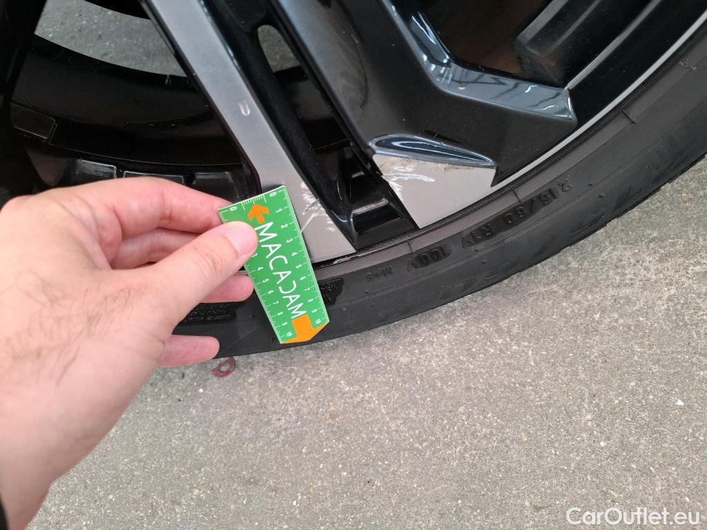  Peugeot  2008  GT 1.2 PureTech 130CV BVM6 E6d #8