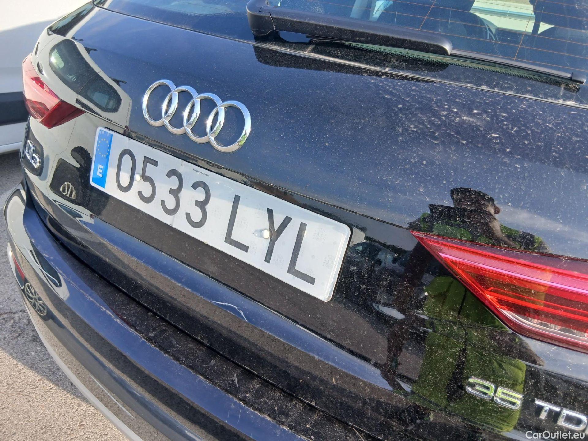  Audi  Q3 AUDI  / 2018 / 5P / todoterreno Advanced 35 TDI 110kW (150CV) #23
