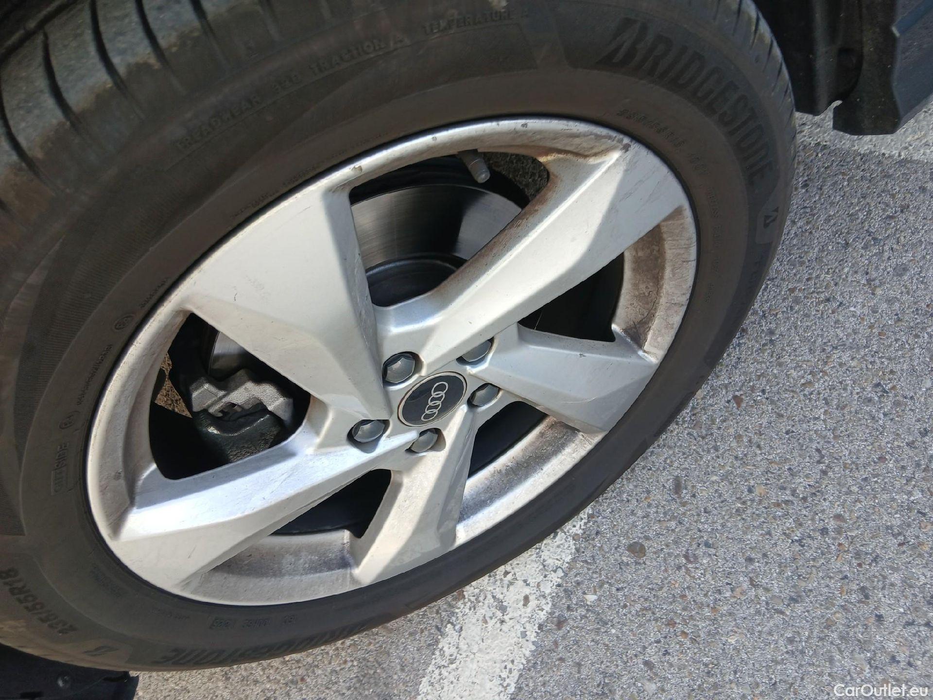  Audi  Q3 AUDI  / 2018 / 5P / todoterreno Advanced 35 TDI 110kW (150CV) #11