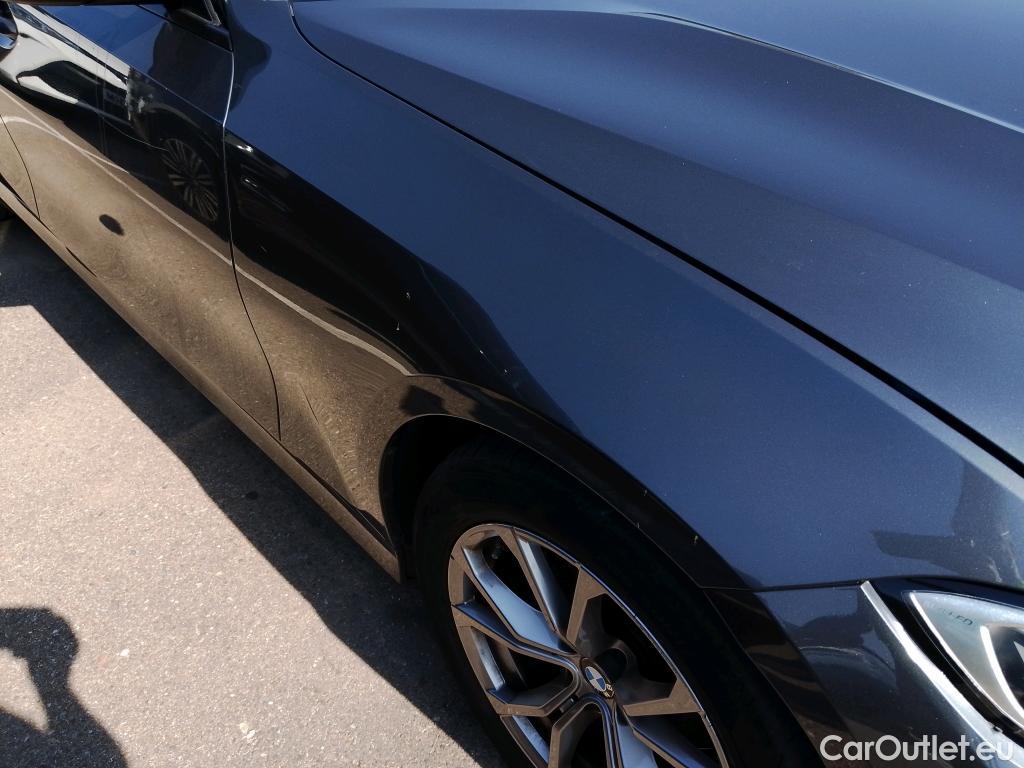  Bmw  Serie 3 BMW  / 2019 / 5P / familiar 320d Auto.Touring #18
