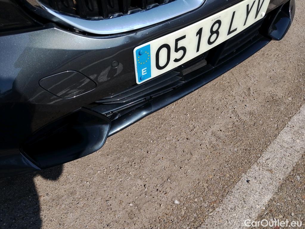  Bmw  Serie 3 BMW  / 2019 / 5P / familiar 320d Auto.Touring #1